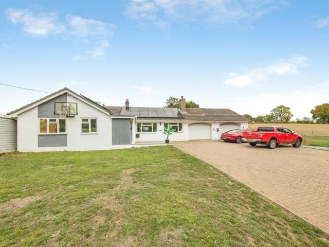 Bungalow for sale in Wixoe, West Suffolk