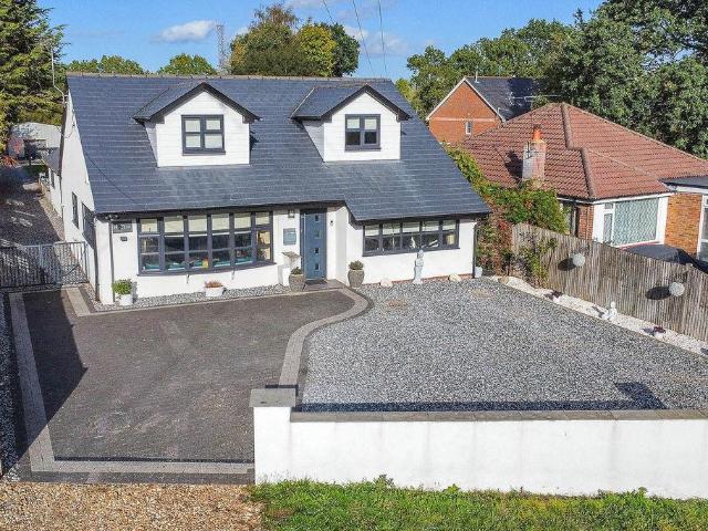 Bungalow for sale in Pooksgreen, New Forest