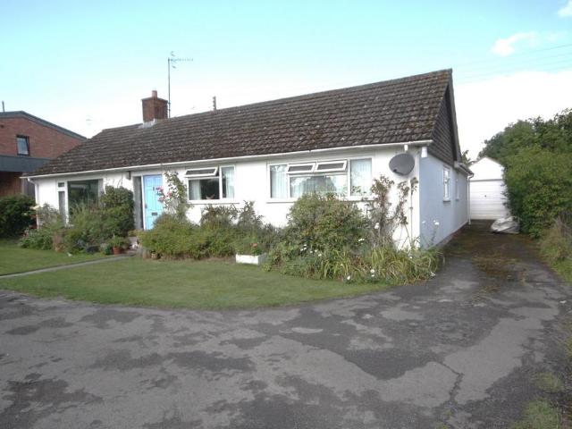Bungalow for sale in Forthampton, Worcestershire