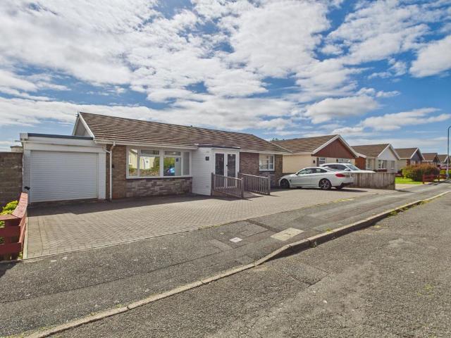 Bungalow for sale in Steynton, Milford Haven