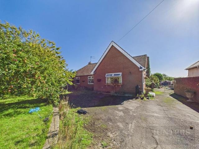 Bungalow for sale in Flamborough