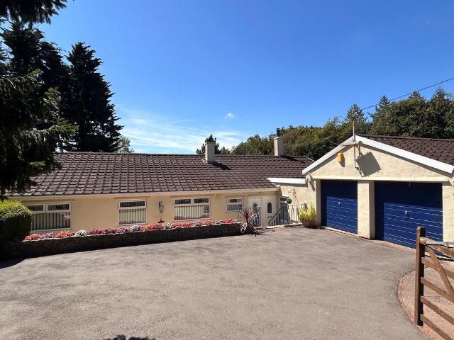 Bungalow for sale in Redhill, North Somerset