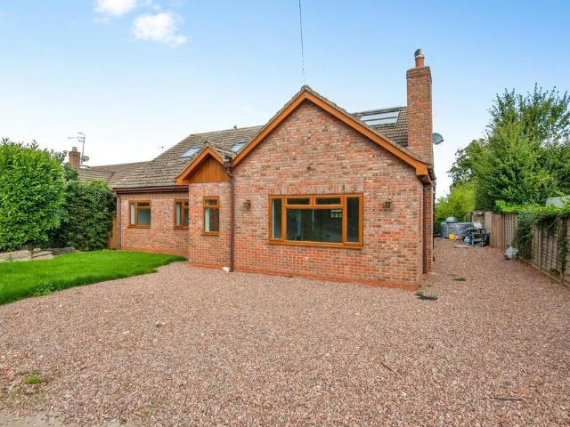 Bungalow for sale in Green Street, Malvern Hills