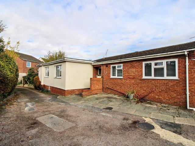 Bungalow for sale in Old Town, Shephall