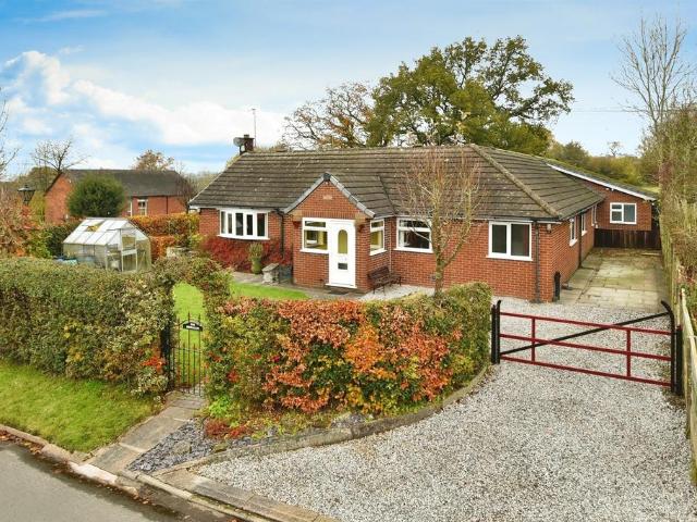 Bungalow for sale in Cheadle, Kingsley Moor