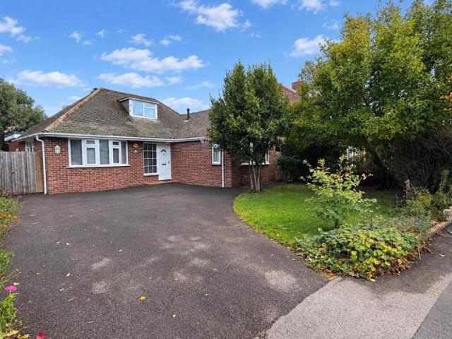 Bungalow for sale in Stubbington, Fareham