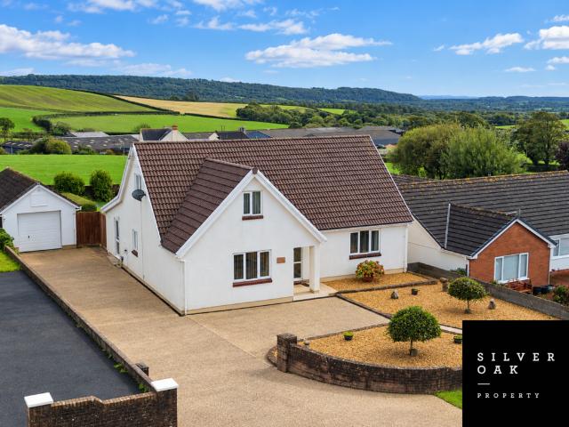 Bungalow for sale in Mynyddygarreg, Kidwelly