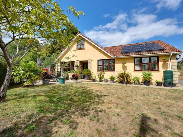 Bungalow for sale in Belluton, Pensford