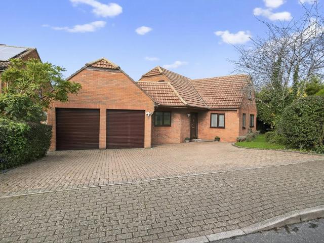 House for sale in Bletchley, Milton Keynes