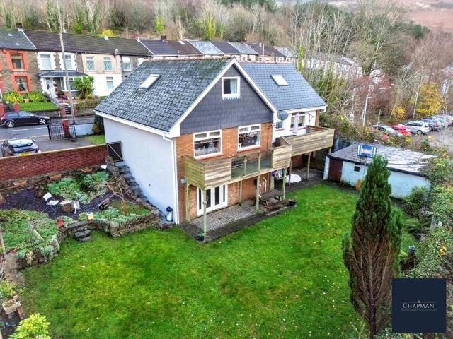 Bungalow for sale in Llwynypia, Wales
