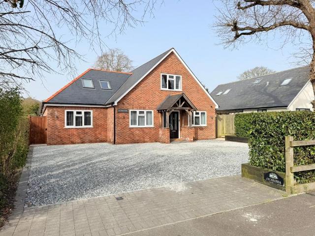 Bungalow for sale in Hythe and Dibden, Ashurst Bridge