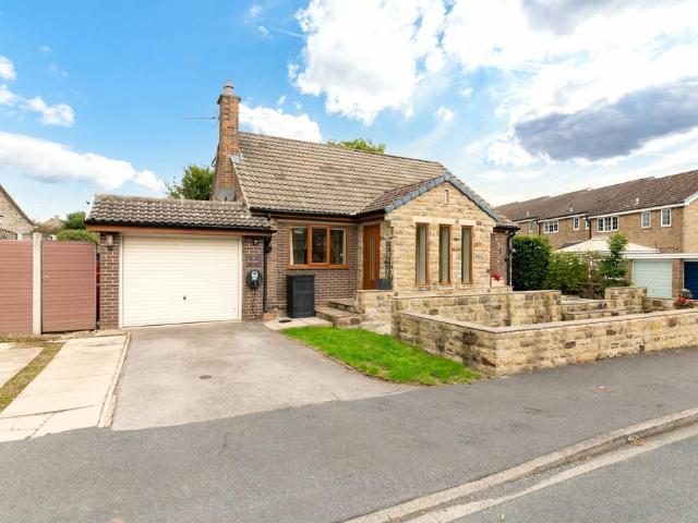 Bungalow for sale in West Yorkshire