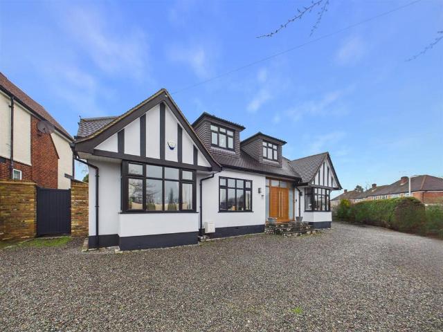 Bungalow for sale in Greater London