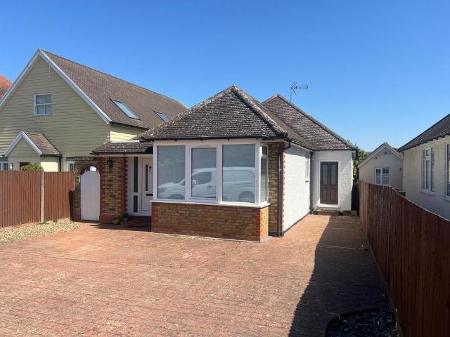 Bungalow for sale in Broxbourne, Hertfordshire