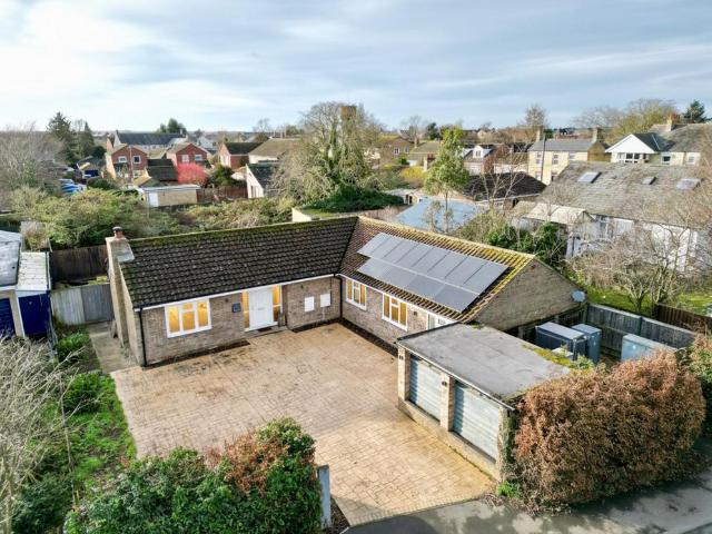 Bungalow for sale in Arrington, Cambridgeshire