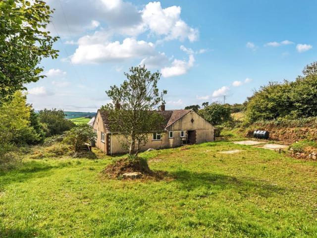 Bungalow for sale in Rosenannon