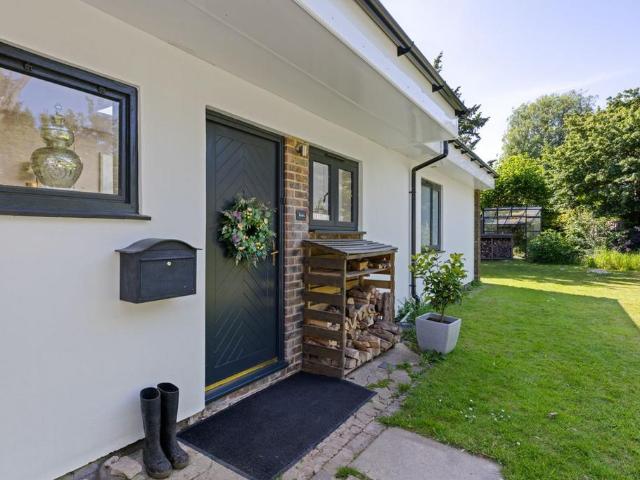 Bungalow for sale in Barnham and Eastergate, Clapham