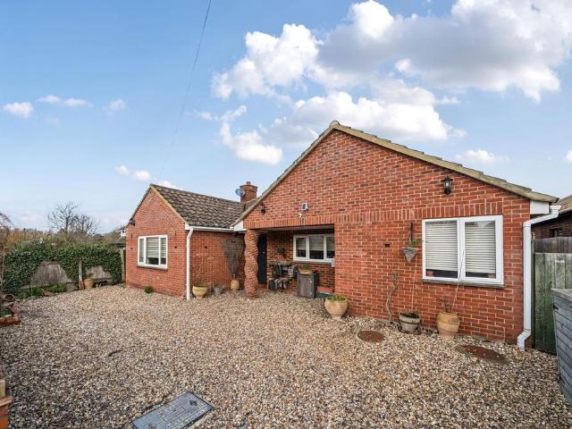 Bungalow for sale in Barway, Cambridgeshire