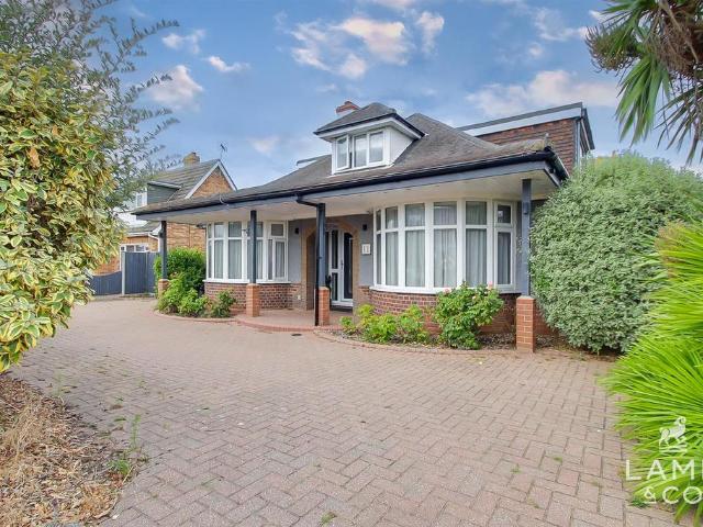 Bungalow for sale in Dale Hill, Essex