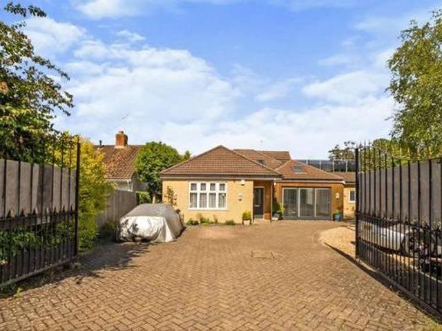 House for rent in Gloucestershire