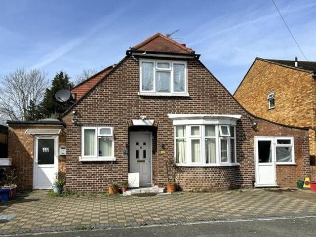 House for sale in London Borough of Hounslow, Feltham