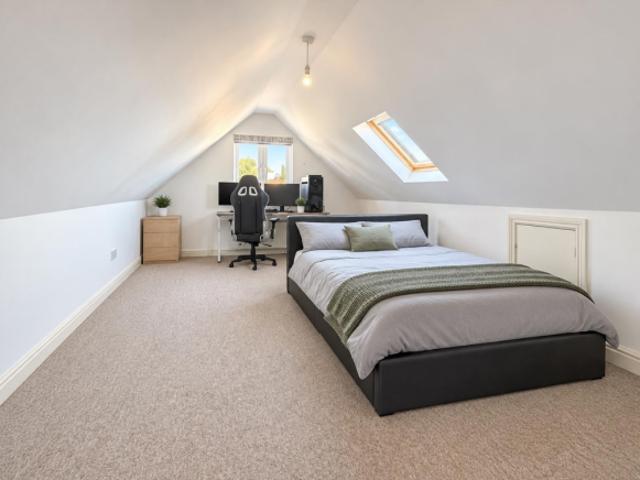 Bungalow for sale in Shenfield, Brentwood
