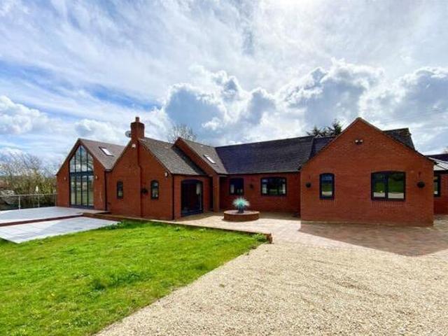 House for sale in Andertons Mill, Lancashire