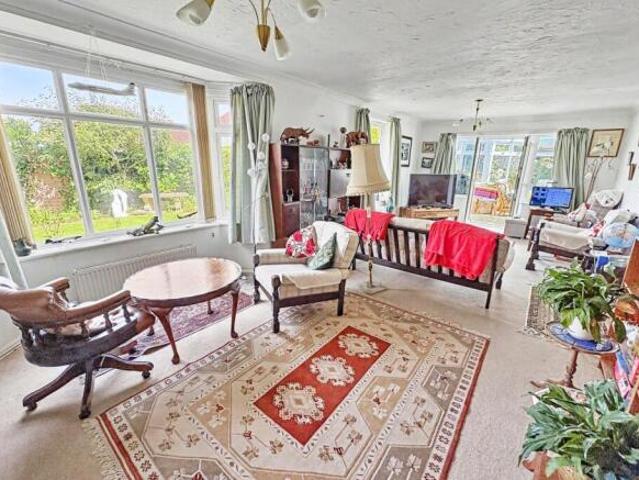 Bungalow for sale