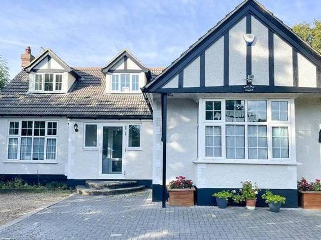 House for rent in Lyons, Greater London