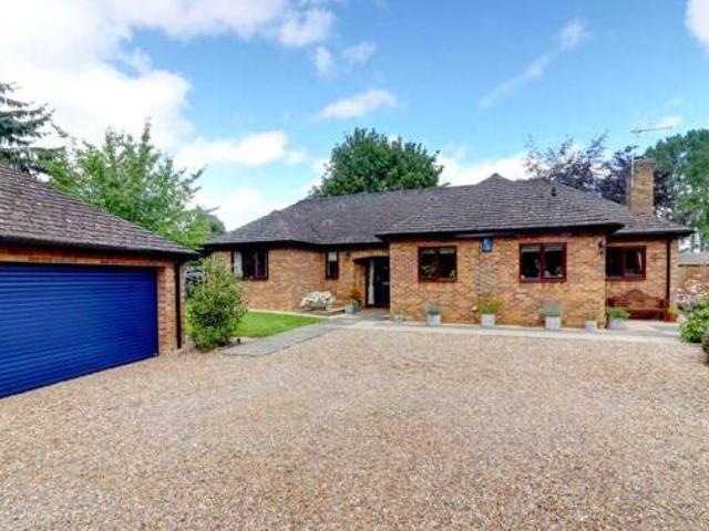 House for sale in Northampton, Northamptonshire