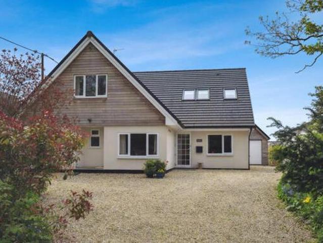 House for sale in The Slade, Oxfordshire