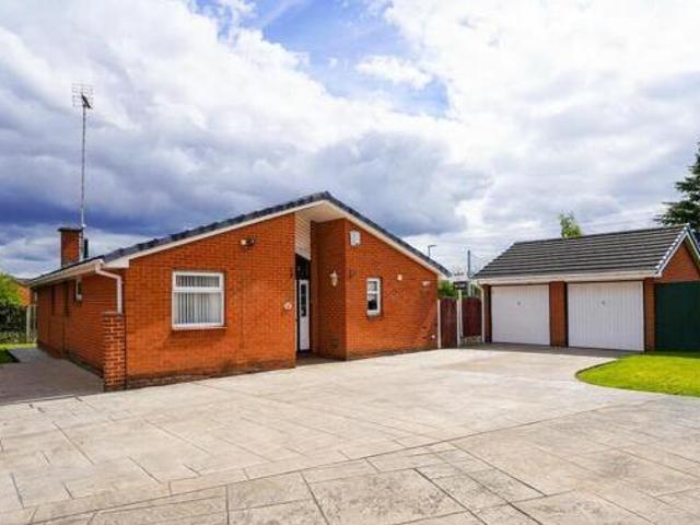 House for sale in Hackenthorpe, South Yorkshire