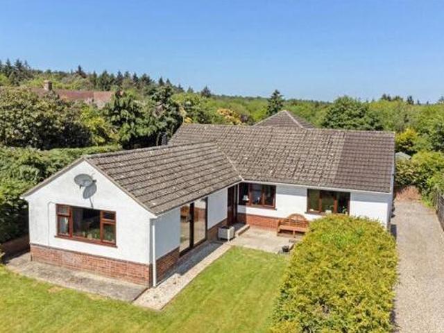 House for sale in Thatcham, West Berkshire