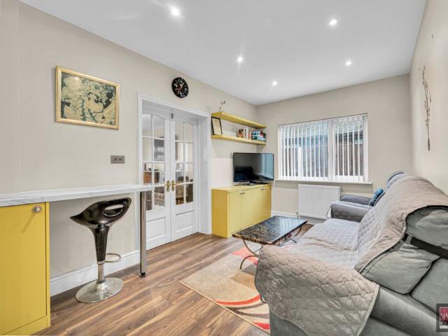 House for rent in Lower Halliford, Surrey