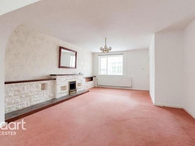 House for rent in Glenfields, Pinfold