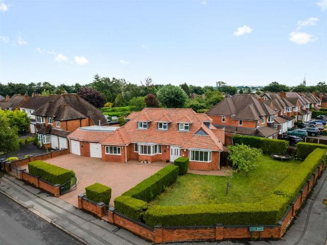 Bungalow for rent in Ulverley Green, West Midlands