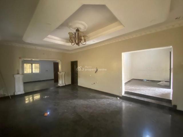Detached duplex for rent in Eti Osa, Lagos