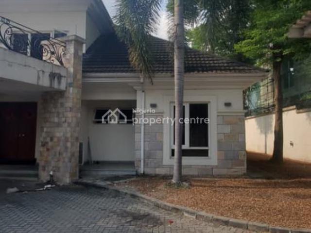 Detached duplex for rent in Eti Osa, Abuja