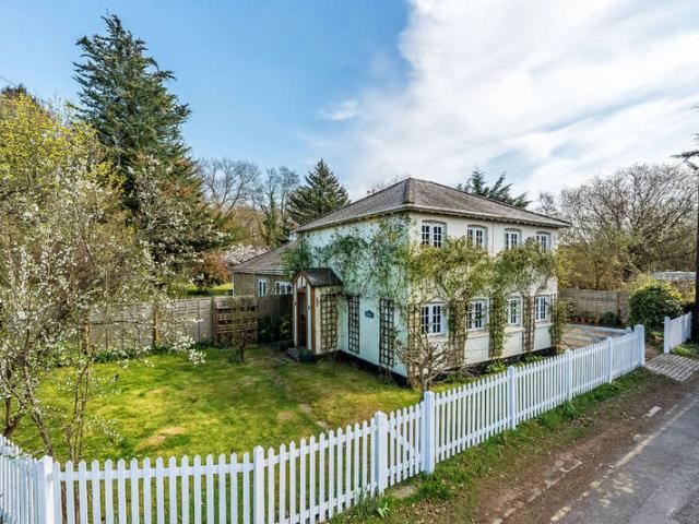 Farm for sale in Chiddingstone, The Butts