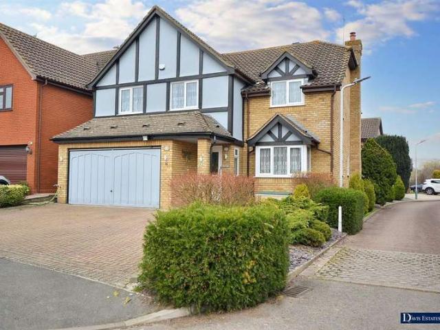 Farm for sale in Harold Hill, Greater London