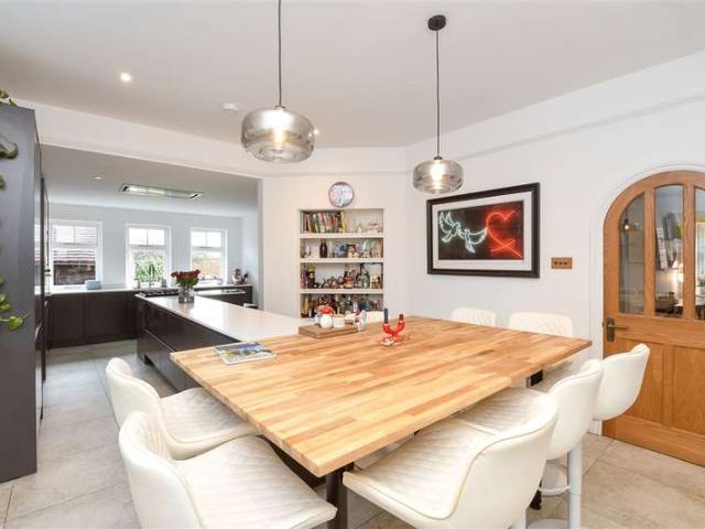 Farm for sale in Pachesham Park, Surrey