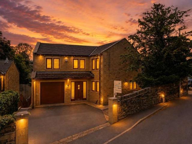 Farm for sale in Shelley, Shepley