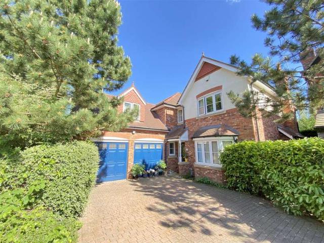Farm for sale in Colshaw Farm, Wilmslow
