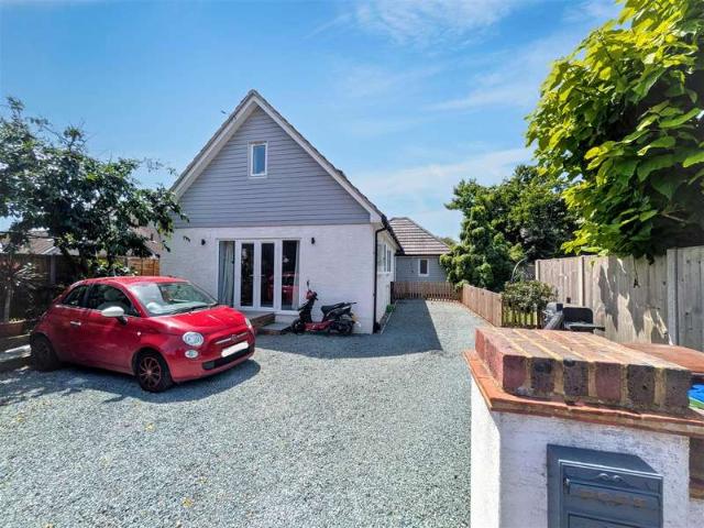 Farm for sale in Barnham and Eastergate, Clapham
