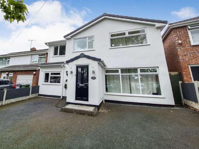 Farm for sale in Bromborough