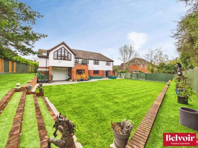 Farm for sale in Howe Green, Chelmsford