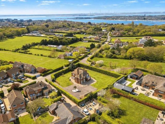 Farm for sale in Fleetend, Fareham