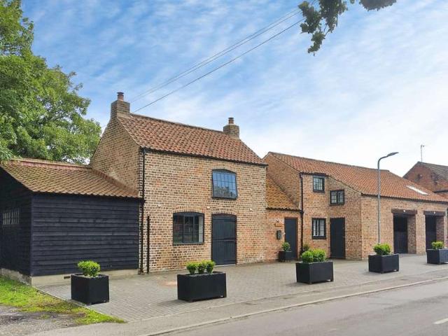 Farm for sale in Belleau, Lincolnshire