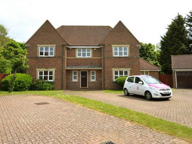 Farm for rent in Red Hill, Surrey
