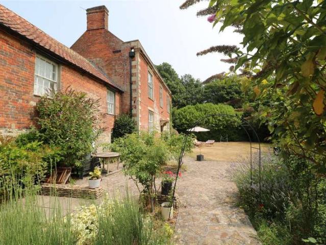 Farm for sale in Leighton Park, Westbury
